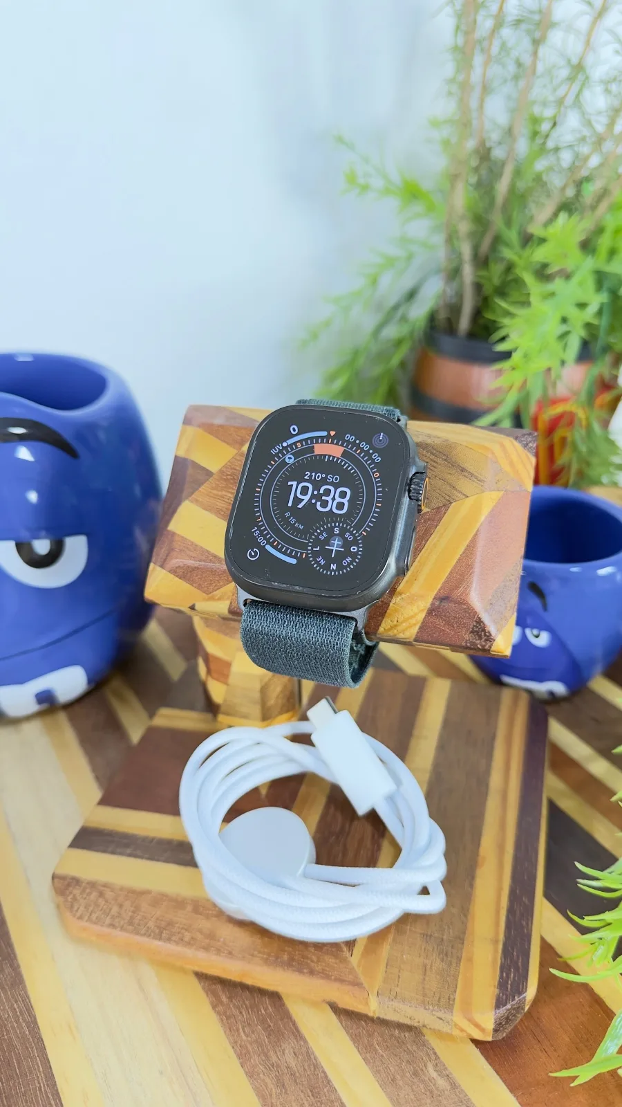 Apple Watch Ultra 2 (GPS + Celular) Titânio 49mm A2986