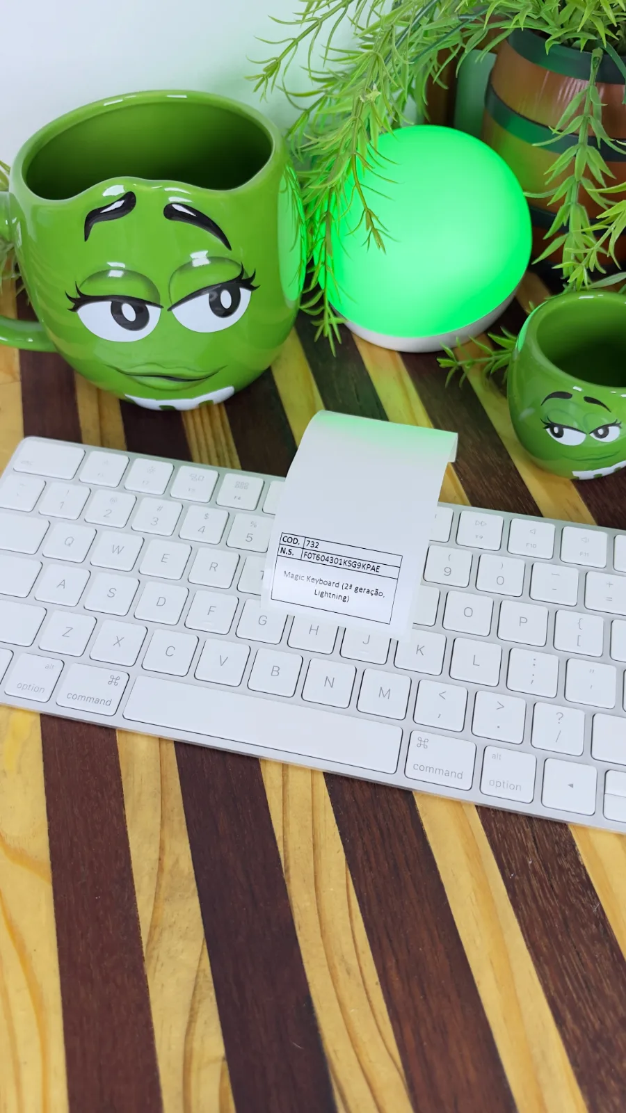 Magic Keyboard (2ª geração, Lightning) a1644