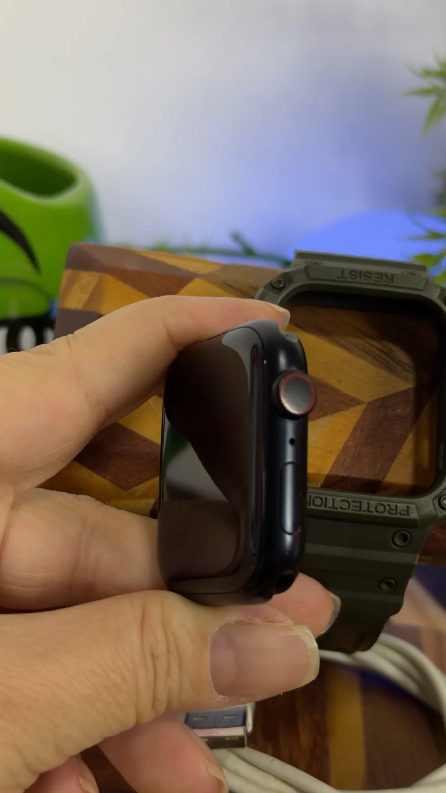 Apple Watch Série 7 (GPS + Celular) Alumínio 45mm a2477