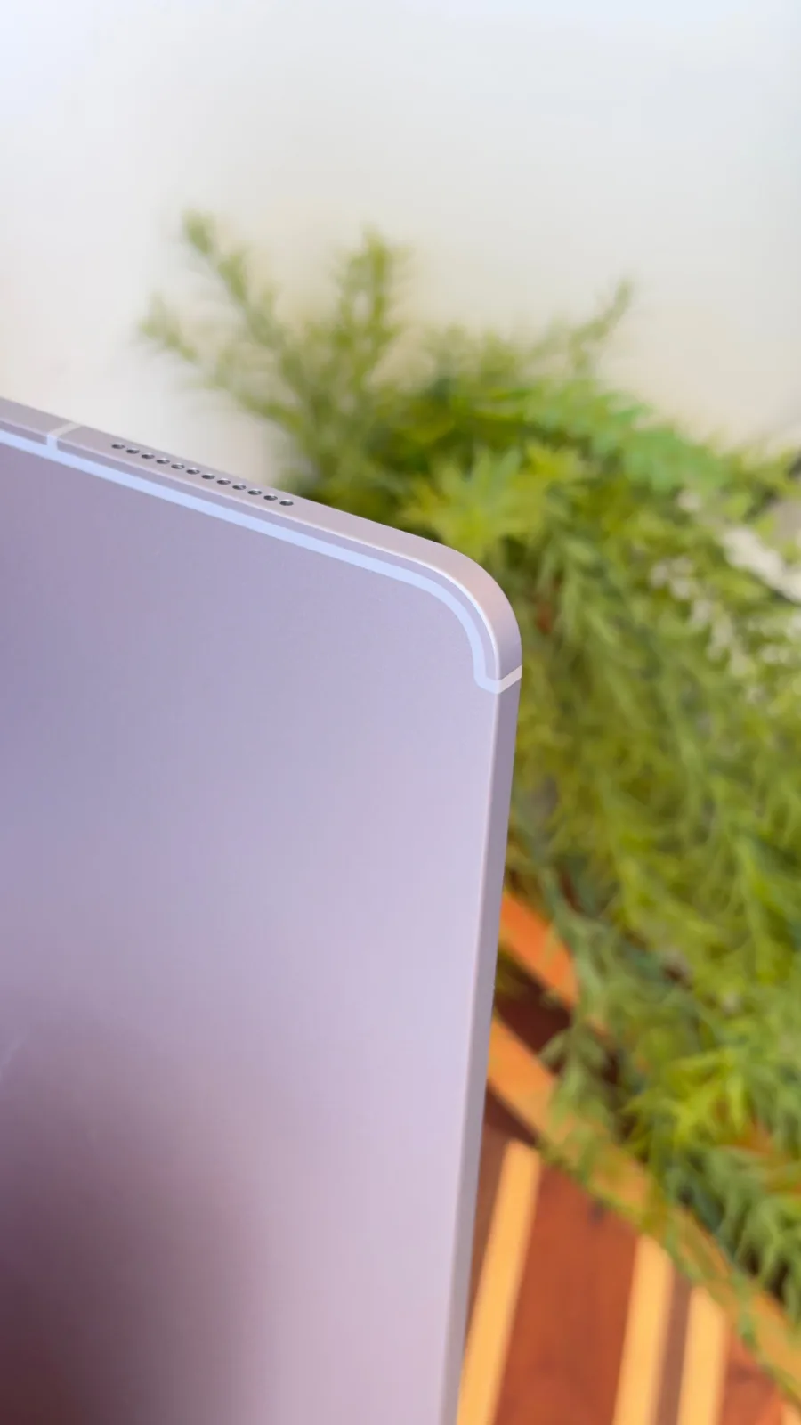 iPad Air M3 2025 (13'', 128GB, Wi-Fi + Celular) c/ caixa MCJ44LL/A (A3269)