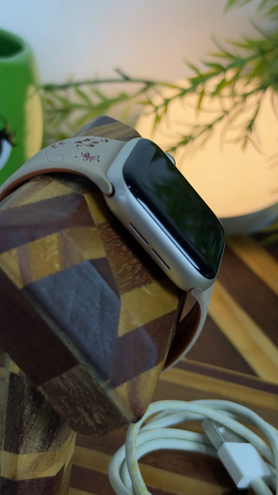 Apple Watch SE (2ª geração, GPS) Alumínio 40mm a2722