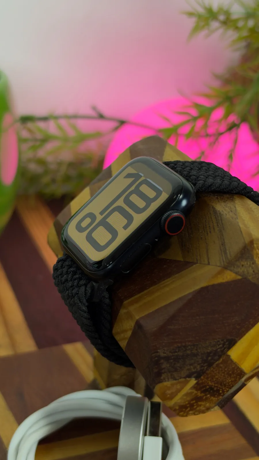 Apple Watch SE (2ª geração, GPS + Celular) Alumínio 40mm a2726