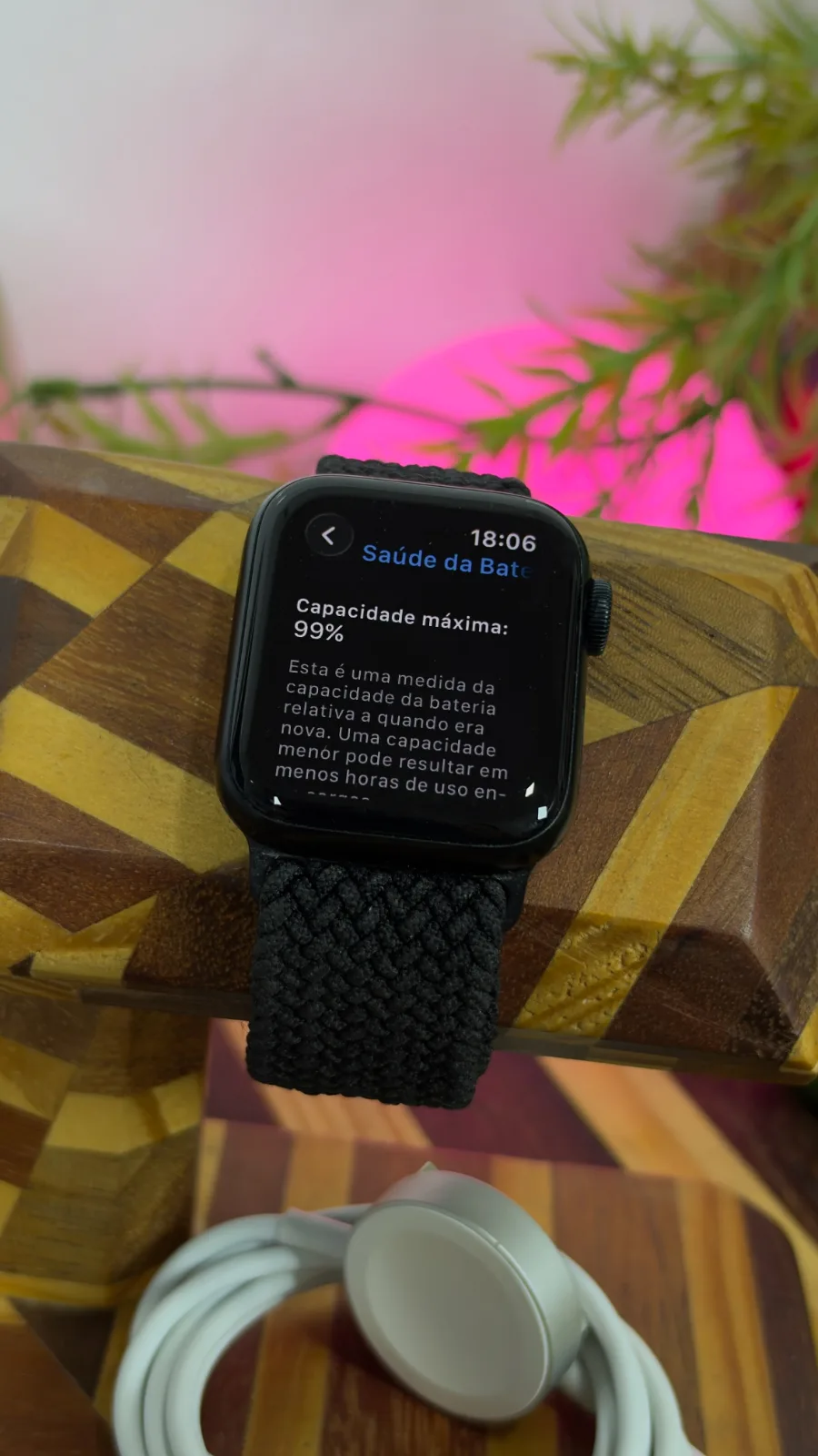 Apple Watch SE (2ª geração, GPS + Celular) Alumínio 40mm a2726