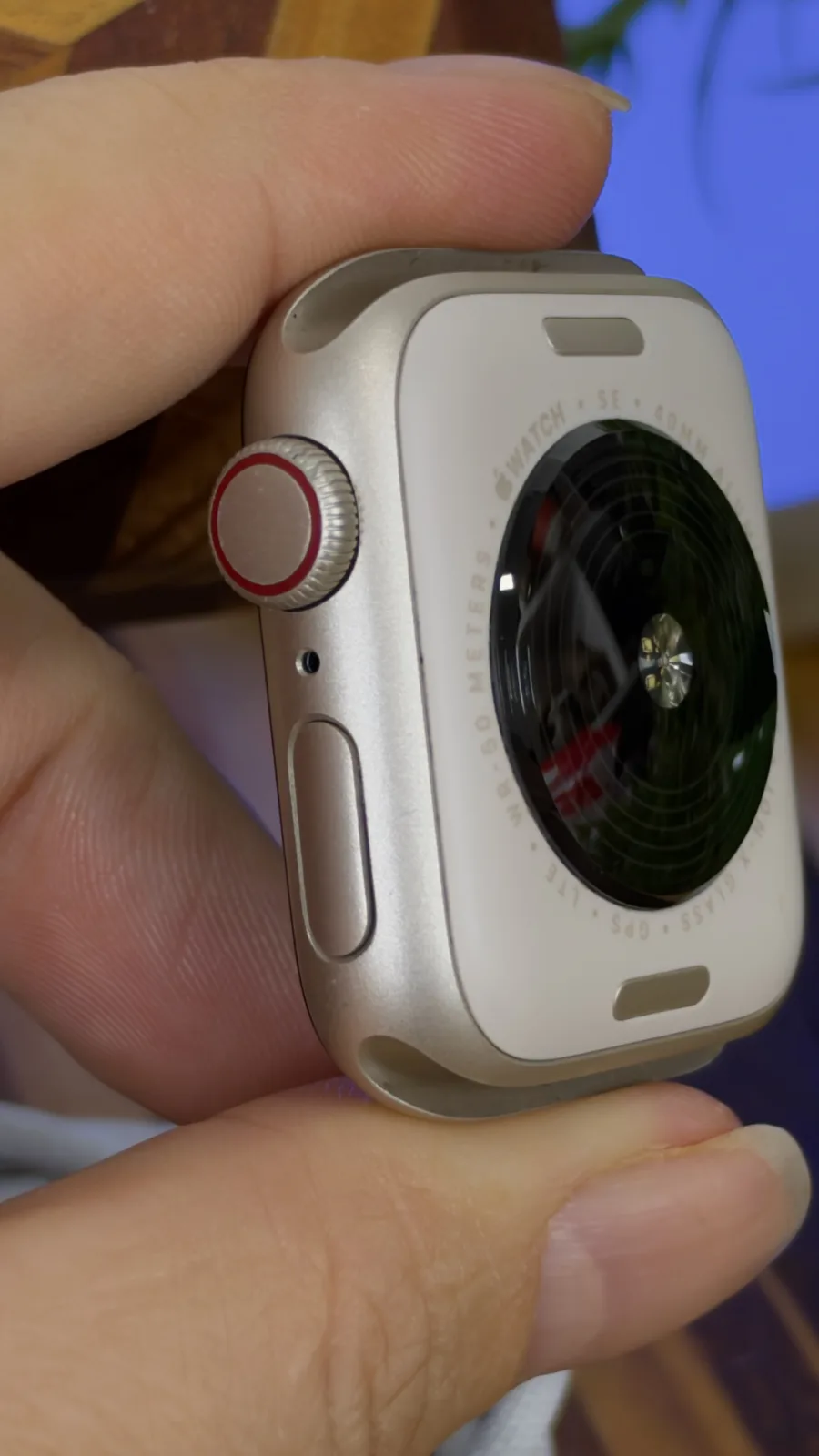 Apple Watch SE (2ª geração, GPS + Celular) Alumínio 40mm a2726